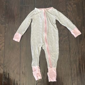 Pink dots little sleepies zippie 3-6months